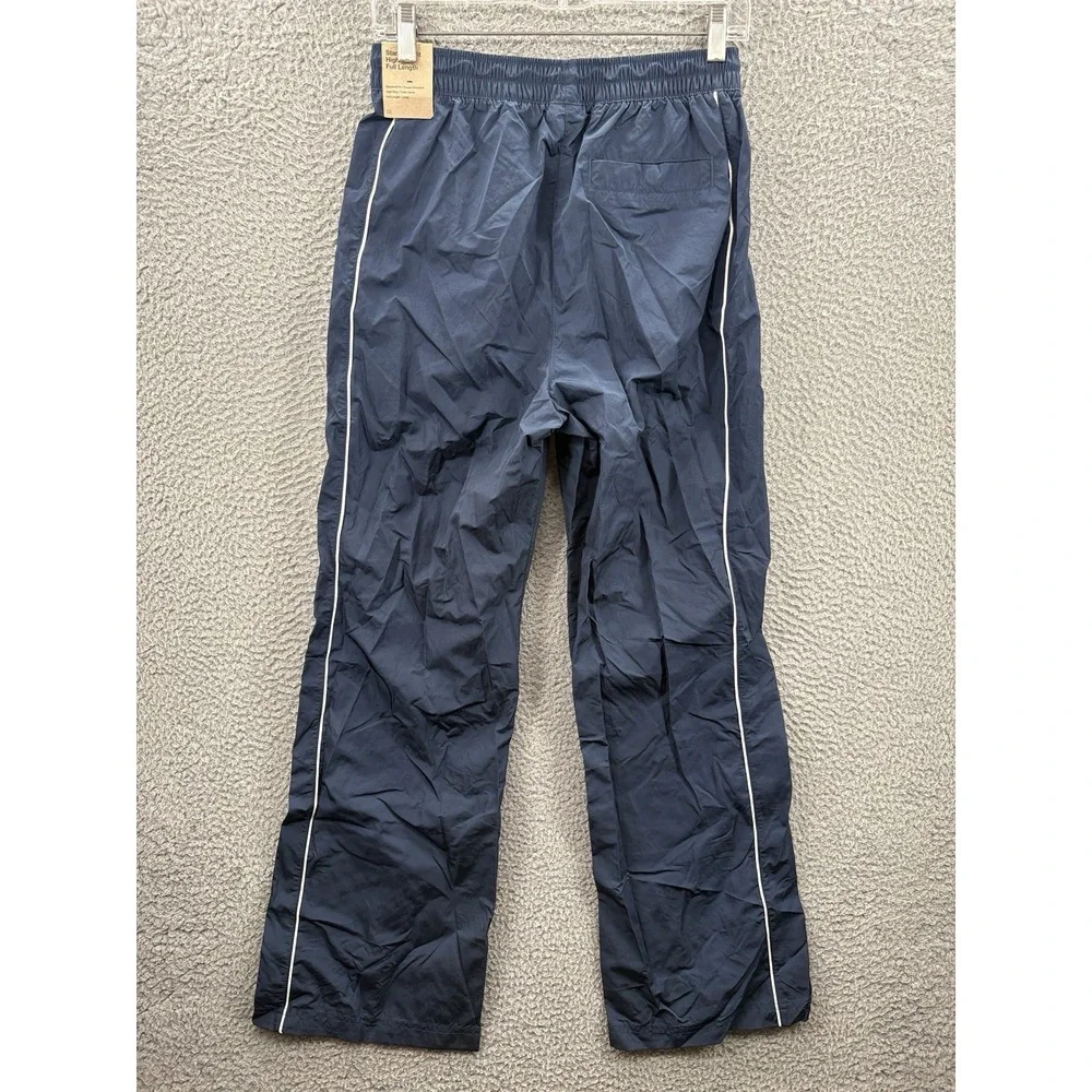 Nike women small